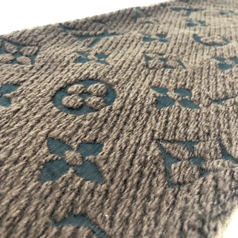 Louis Vuitton Vintage Pre-owned Wool scarves Brown Dames