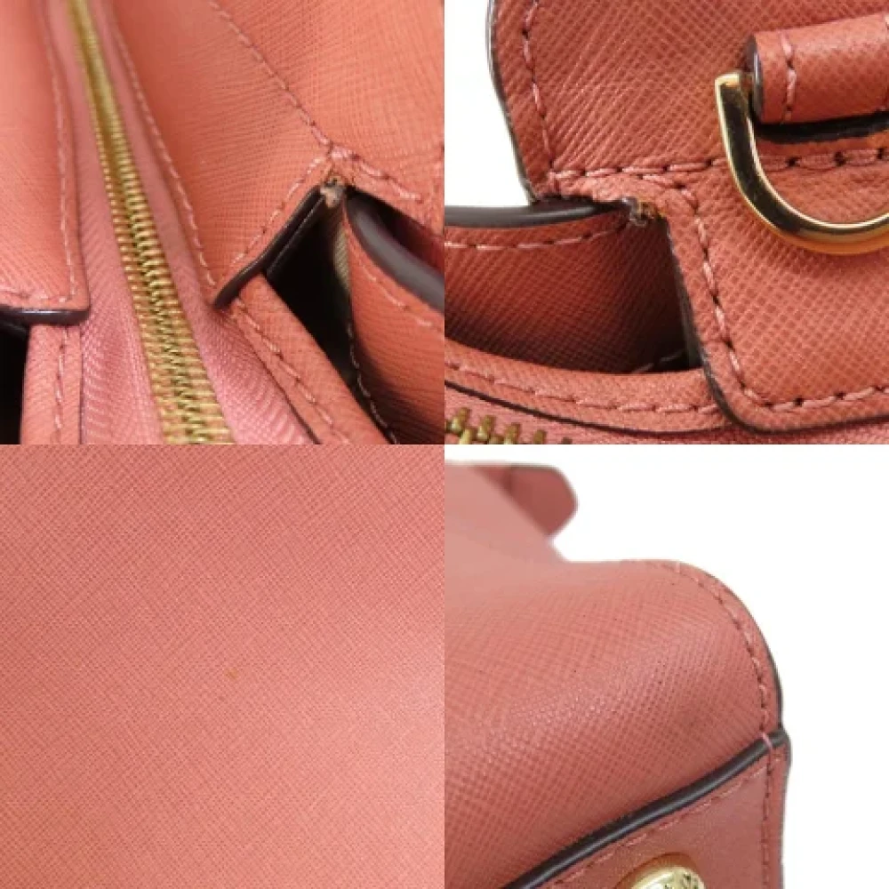 Michael Kors Pre-owned Canvas totes Pink Dames