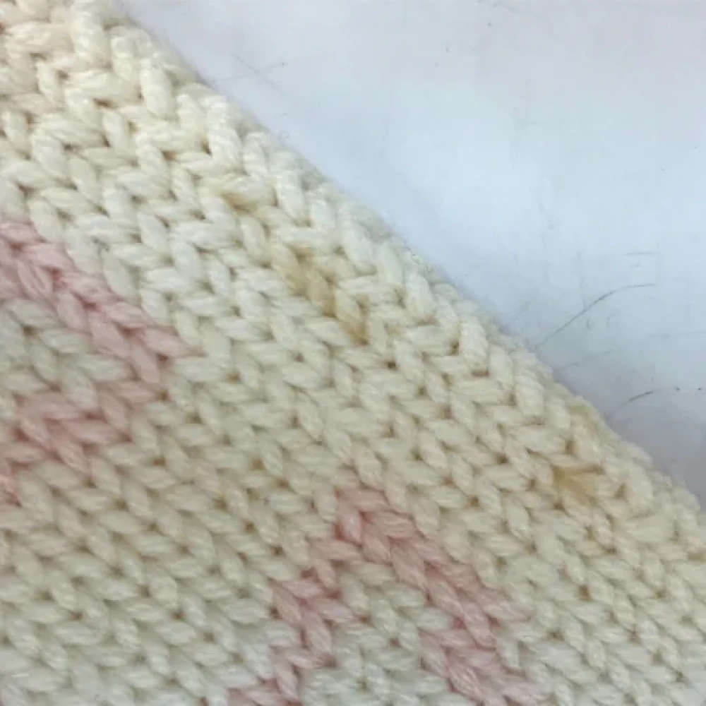 Louis Vuitton Vintage Pre-owned Wool scarves Pink Dames
