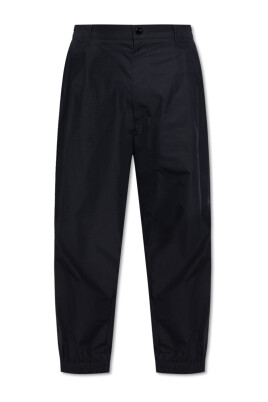 loose-fit-pants