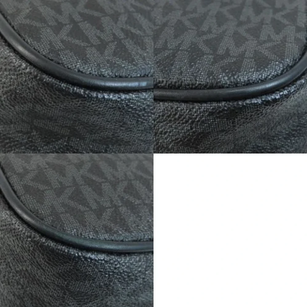Michael Kors Pre-owned Canvas shoulder-bags Black Dames