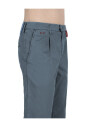 jean-homme-en-coton-bleu-clair