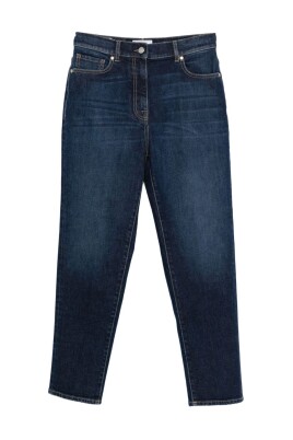 blue-jeans-with-stylish-eco-design
