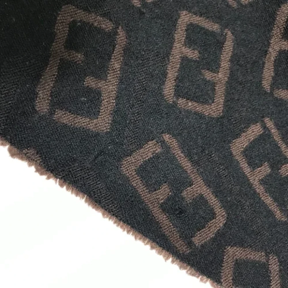 Fendi Vintage Pre-owned Wool scarves Black Unisex