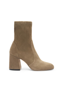 essentialist-stretch-85