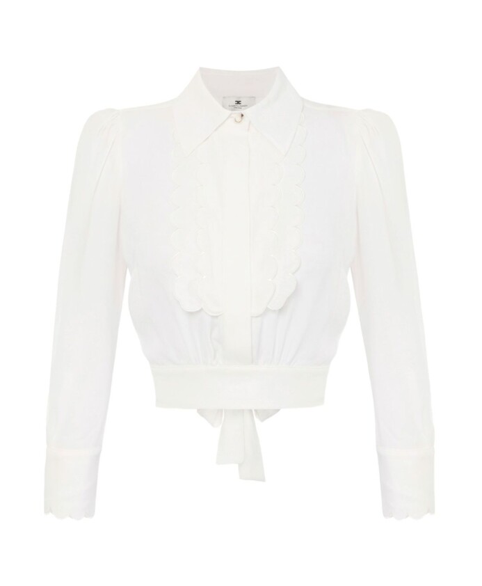 witte-button-up-shirt-met-stropdas