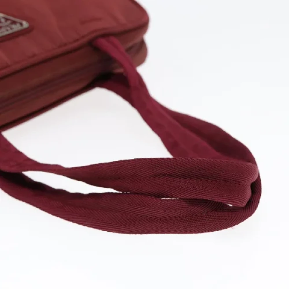Prada Vintage Pre-owned Fabric shoulder-bags Red Dames