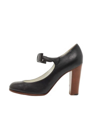 Pre-owned Leather heels