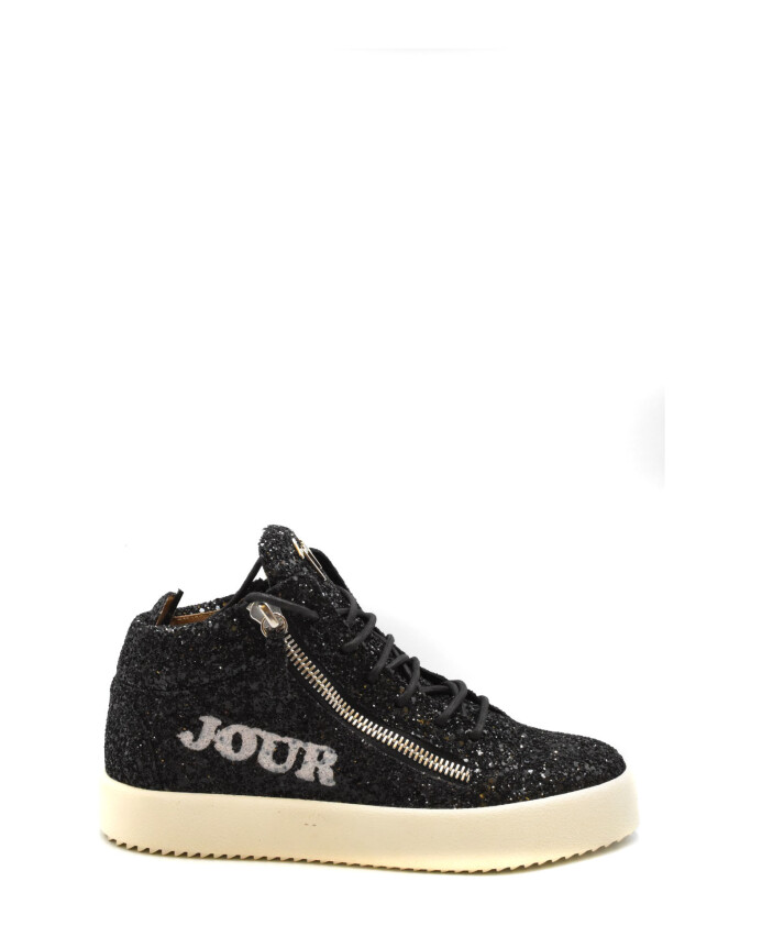 sneakers-casual-pour-un-usage-quotidien