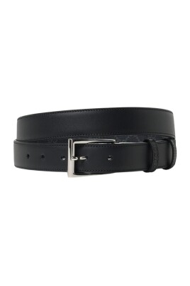 classic-leather-belt-with-silver-buckle