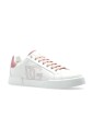 white-sneakers-with-stylish-details