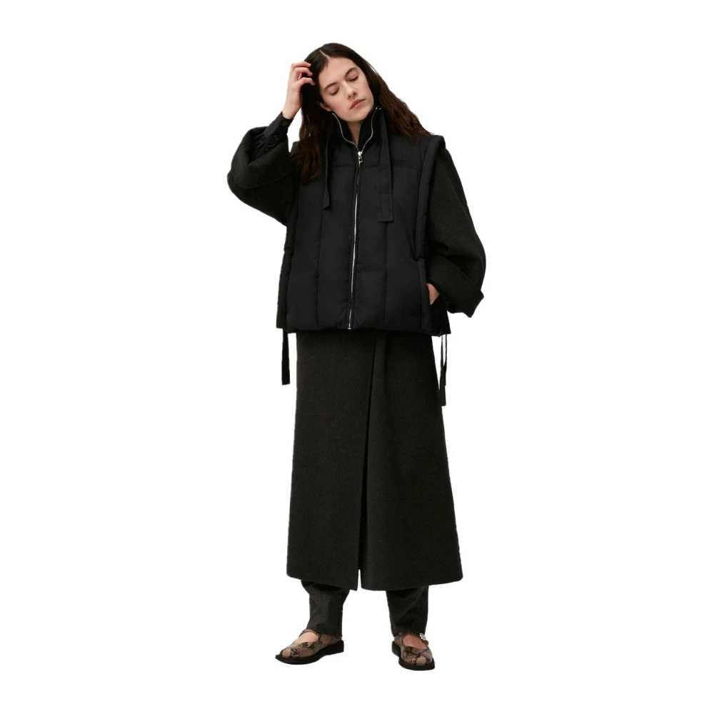 Ganni Gewatteerd Polyester Vest Black Dames