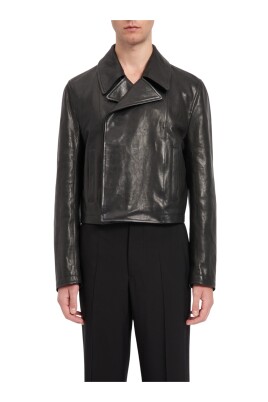 blouson-court-a-double-boutonnage