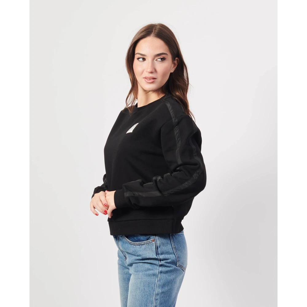 Emporio Armani Zwarte Cropped Sweater met Nylon Inzetstukken Black Dames