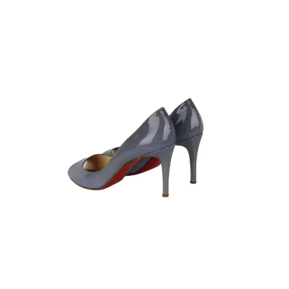 Christian Louboutin Pre-owned Leather heels Gray Dames