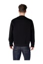 black-round-neck-sweatshirt-for-men