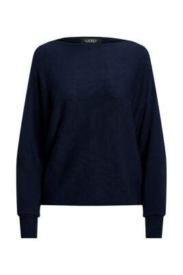 round-neck-knitwear