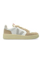 sports-shoes-v-82