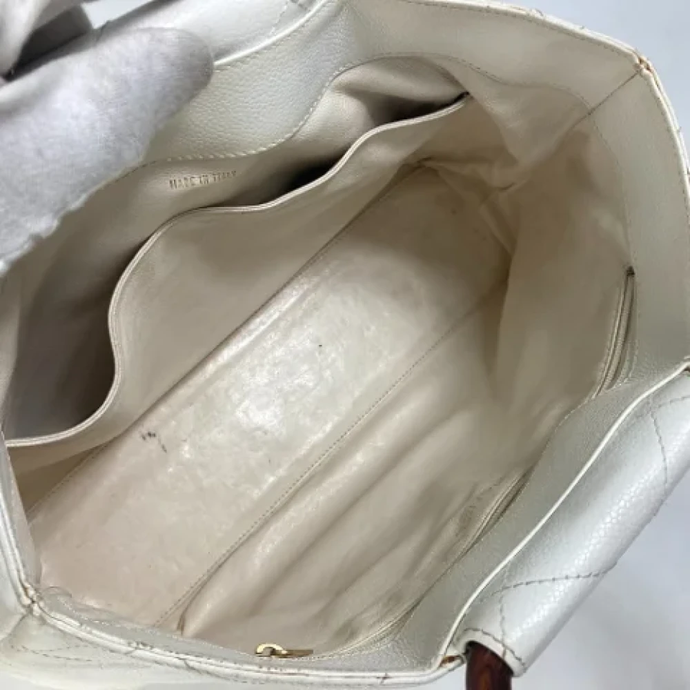 Chanel Vintage Pre-owned Leather totes White Dames