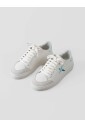 minimalist-bee-bird-sneaker