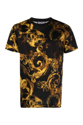 fashionable-t-shirts-and-polos