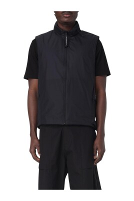 black-suit-vest-lightweight-goggle