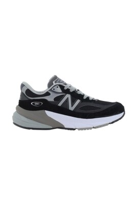 fashion-sneaker-iconic-design