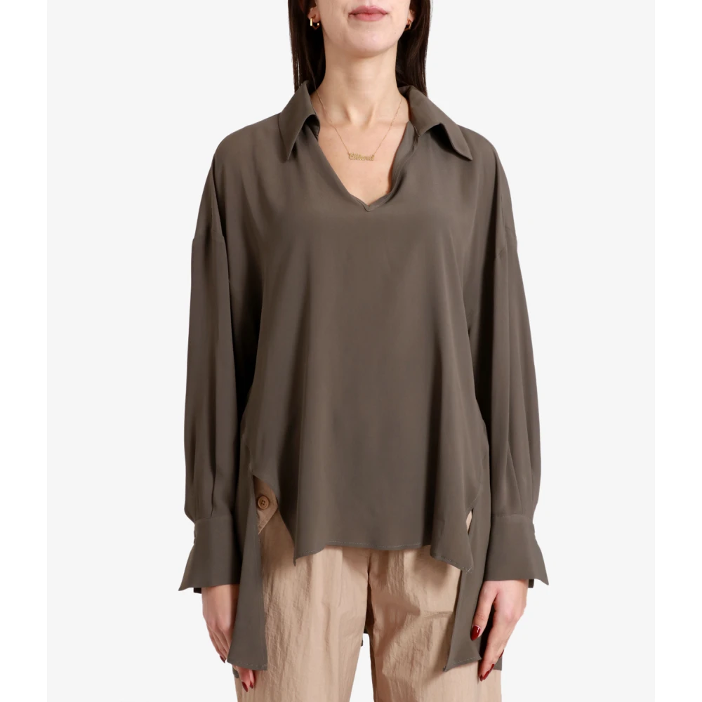 Erika Cavallini Wijde V-hals Crepe de Chine Shirt Beige Dames
