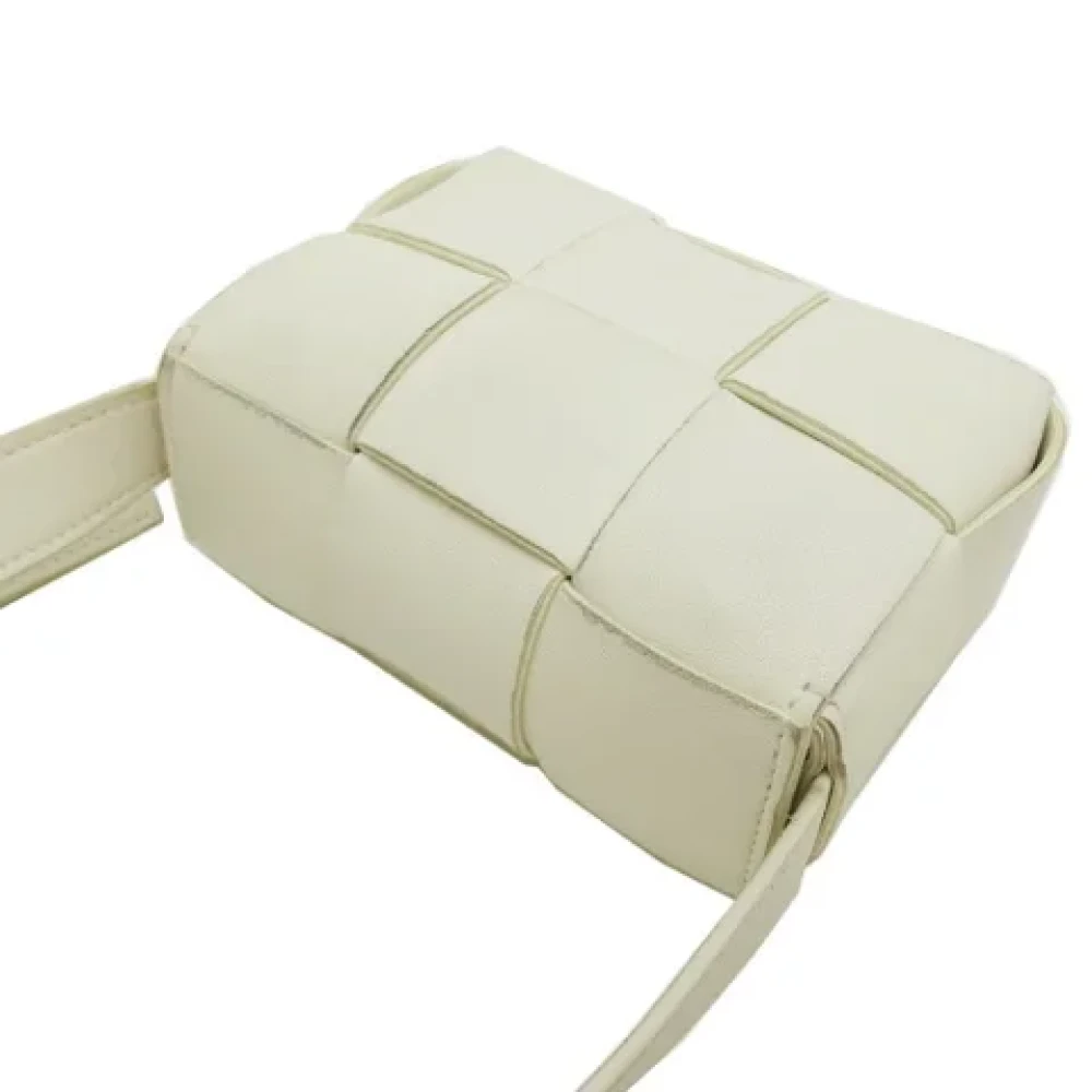 Bottega Veneta Vintage Pre-owned Leather shoppers White Dames