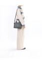 sac-tote-en-cuir-petit-et-iconique-en-vert-fonce