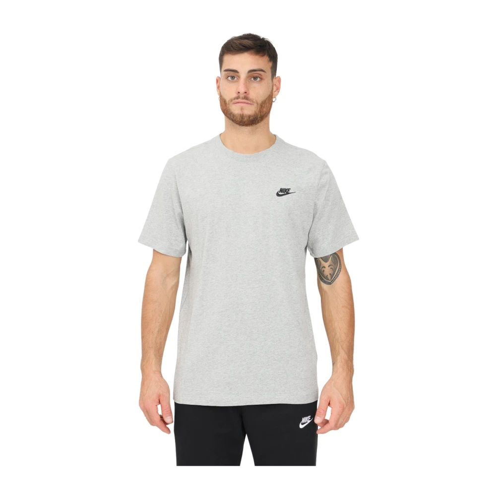 Nike Sportswear Club T-Shirt i Grått Gray, Unisex