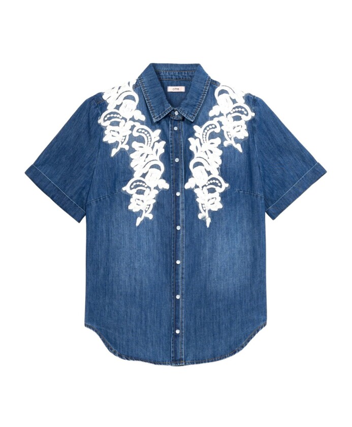 chemise-en-jean-avec-broderie-florale