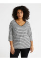 t-shirt-raye-avec-strass