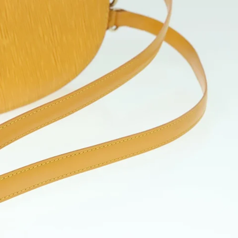 Louis Vuitton Vintage Pre-owned Leather backpacks Yellow Dames