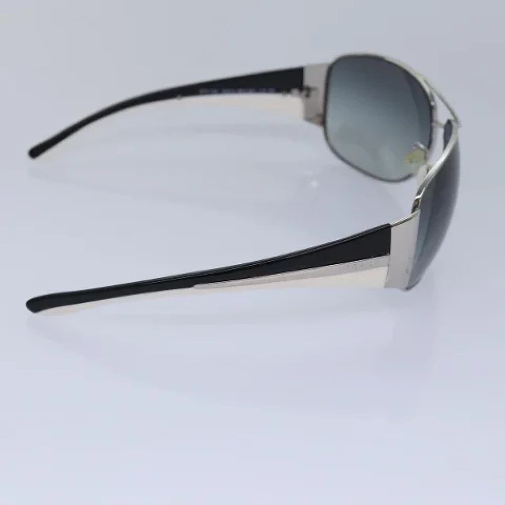 Prada Vintage Pre-owned Metal sunglasses Black Dames