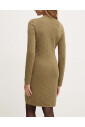 robe-elegante-et-ajustee