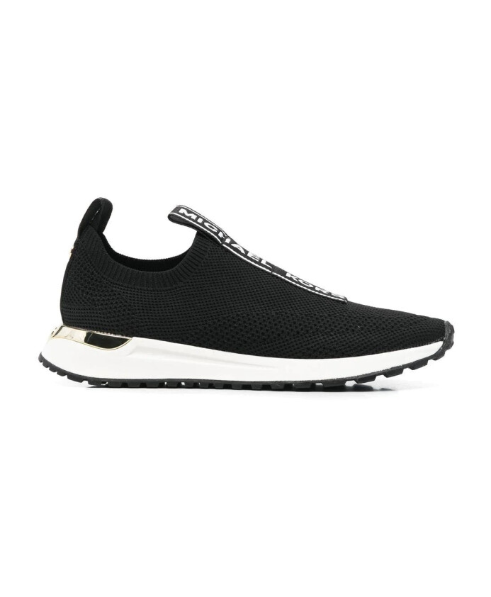 black-slip-on-sneakers-casual-flats