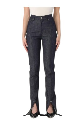 blue-slit-hem-jeans