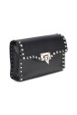 pochette-en-cuir-cloute