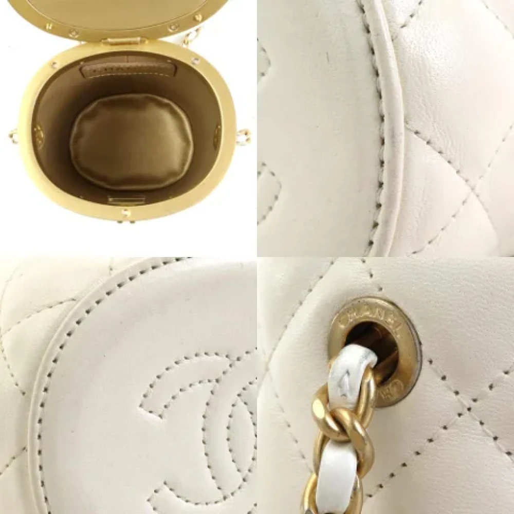 Chanel Vintage Pre-owned Leather chanel-bags White Dames
