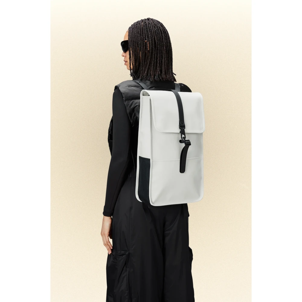 Rains Waterdichte Minimalistische Rugzak met Stijlvol Ontwerp Gray Dames