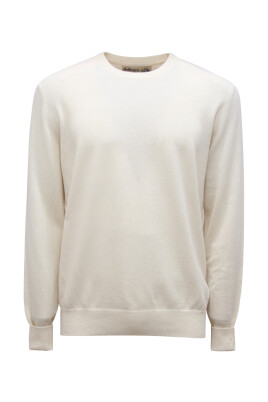 cashmere-sweater-white-butter-model-b2p000
