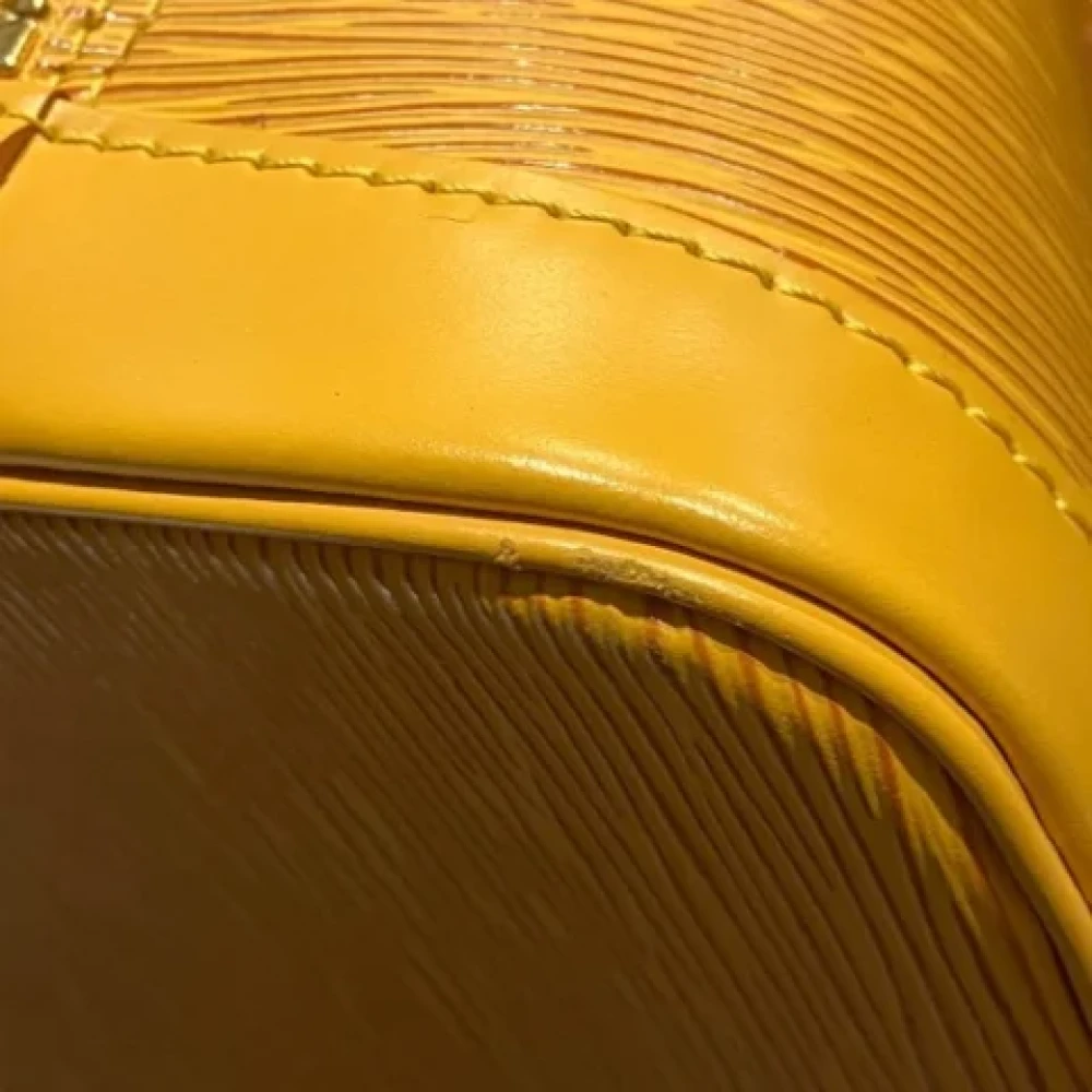 Louis Vuitton Vintage Pre-owned Leather handbags Yellow Dames