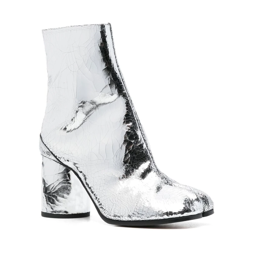 Maison Margiela Zilver Metallic Tabi Enkellaarzen Gray Dames