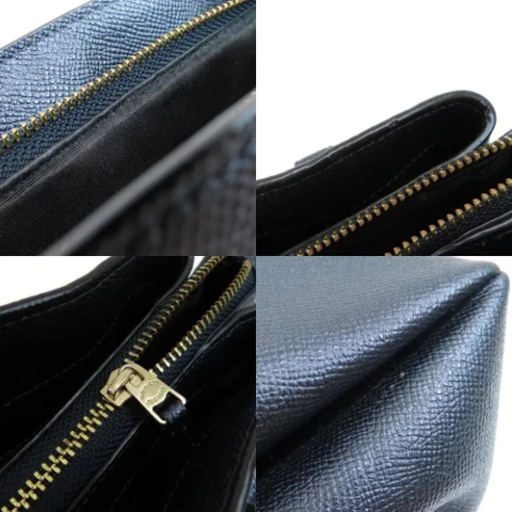 Coach Pre-owned Plastic handbags Black Dames
