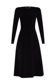 Dress with long sleeves
