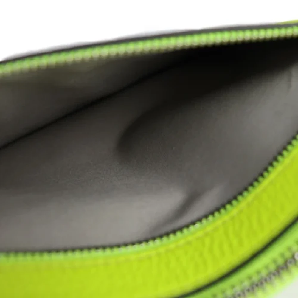 Anya Hindmarch Pre-owned Leather clutches Yellow Dames