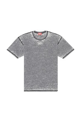 modern-t-shirt-for-casual-outings