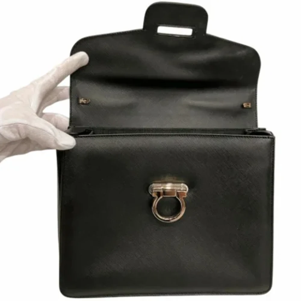 Salvatore Ferragamo Pre-owned Leather handbags Black Dames