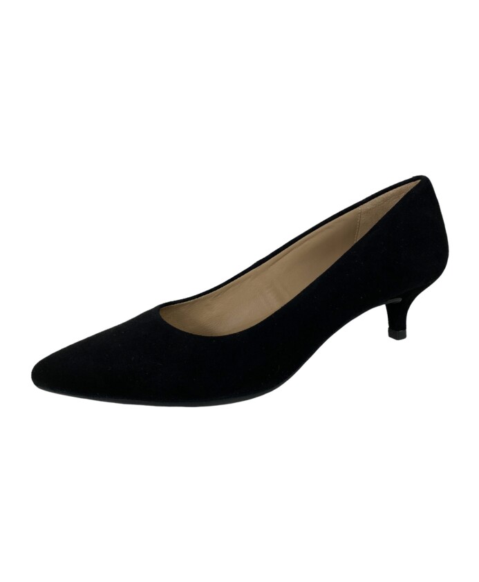 chaussure-noire-en-daim-coupe-etroite
